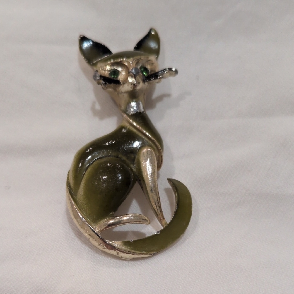 Vintage Gold Tone and Green Cat Brooch Pin